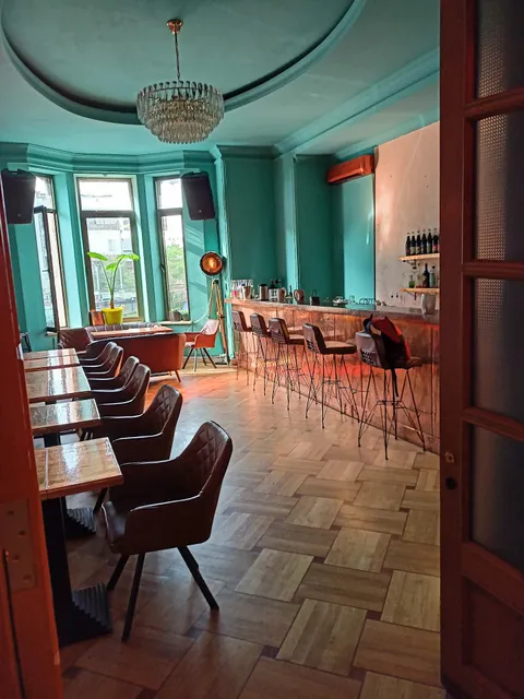 Bu & Khari Wine Bar, Shop & Kitchen