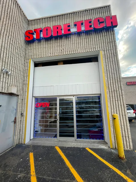 Store Tech