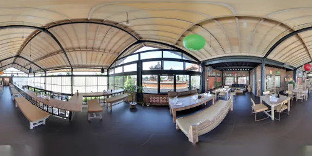 Oka's Bakery & Cafe | Gluten Free Birthday Cake & Bread Canggu