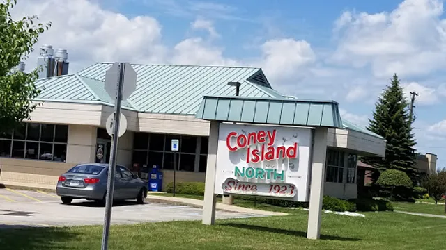 Mama Vicki's Coney Island North