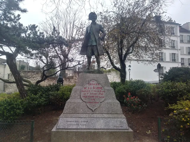 2nd Statue du Chevalier de la Barre