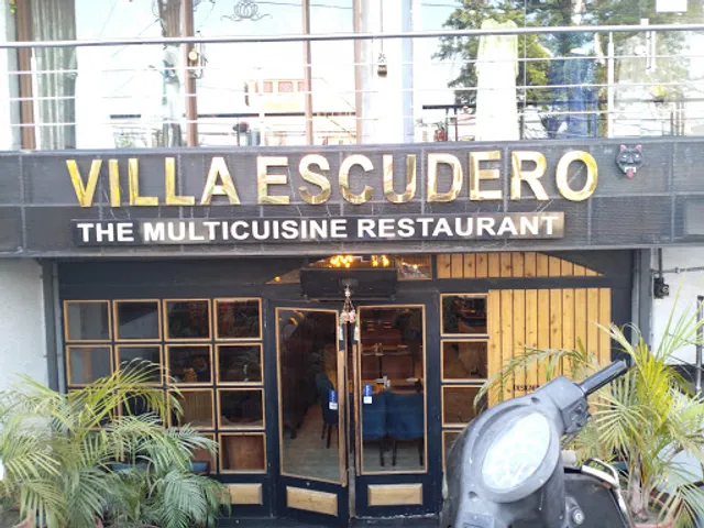 Villa Escudero