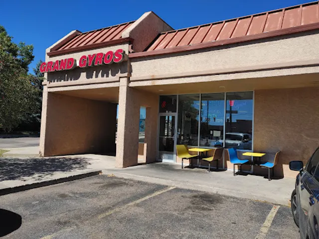 Grand Gyros