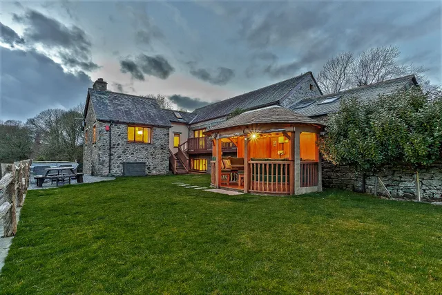 Cartmel Hill, Cartmel