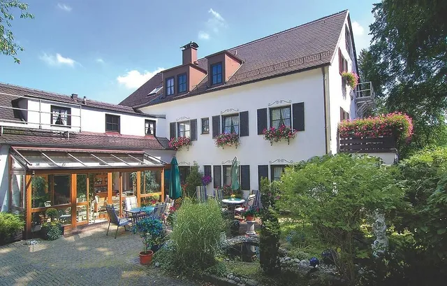 ARRIVEL Hotel am Bergson (ehemaliges Hotel Neuner)