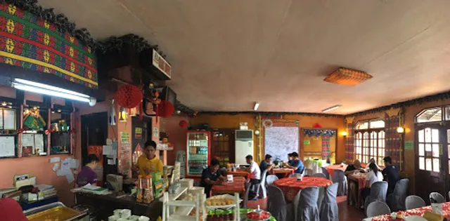 Glamour Crabs buffet Resto N Caterer Restaurant