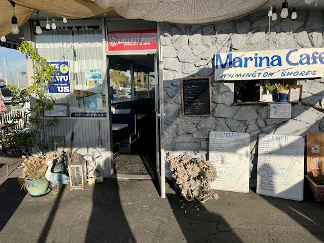Marina Cafe