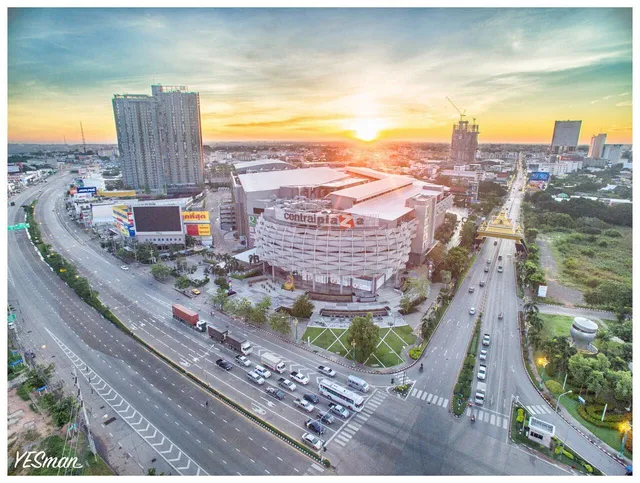 คูนหลวง​ อินเตอร์​ รีเจ้นท์