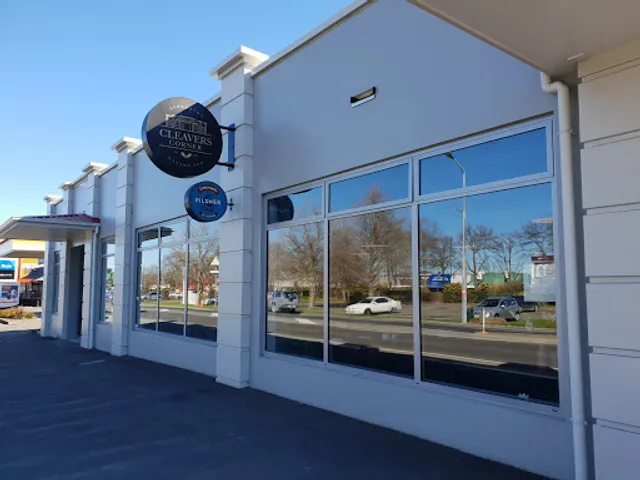 Cleavers Corner Gastro Pub