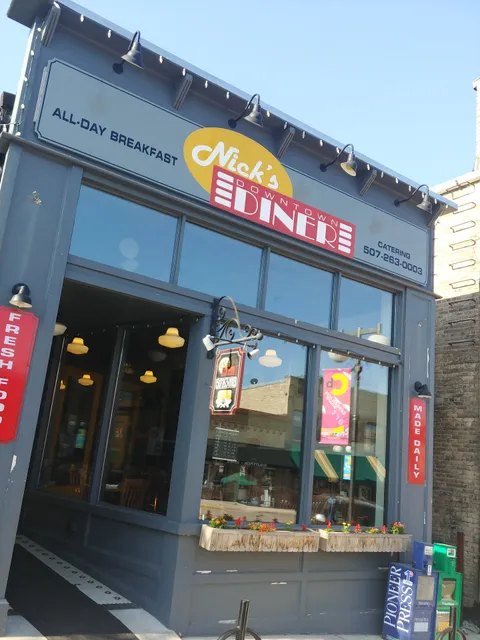 Nick's Downtown Diner