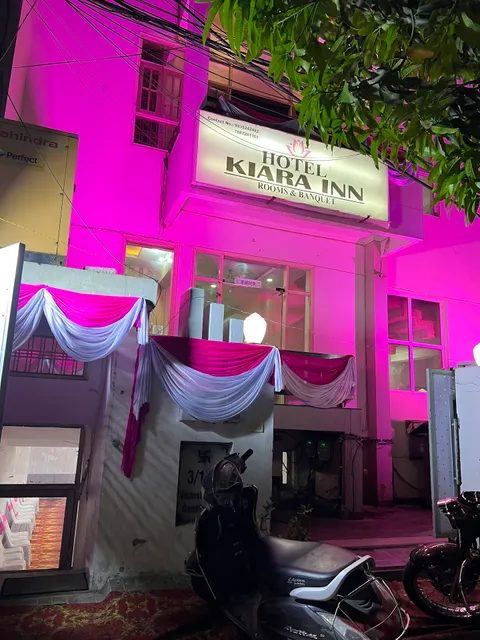 Hotel Kiara Inn Rooms & Banquet