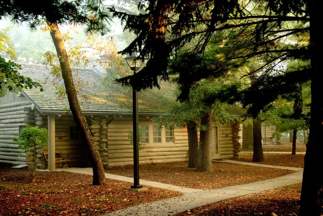 Starved Rock Cabins