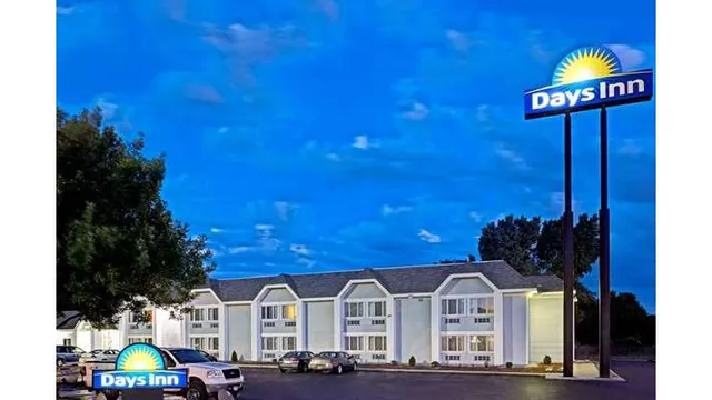 Days Inn by Wyndham Council Bluffs/9th Ave