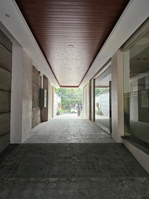 Naval Hotel - RedDoorz Premium patner