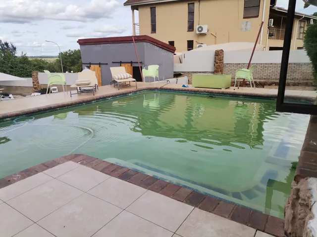 Rantshos Life-Style Guest House