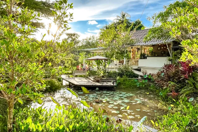 BAAN BUA COTTAGE Cafe' & Stay