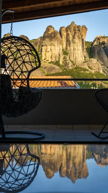 Rock State View-Unique Overlooking Meteora Flat