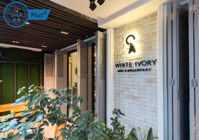 White Ivory Bed and Breakfast