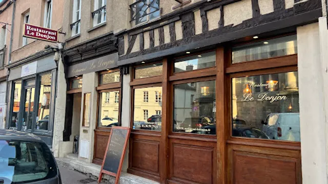 Le Donjon
