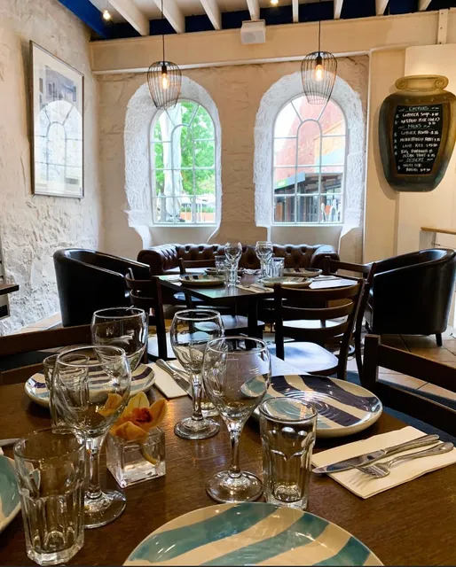 Mezethes Greek Taverna