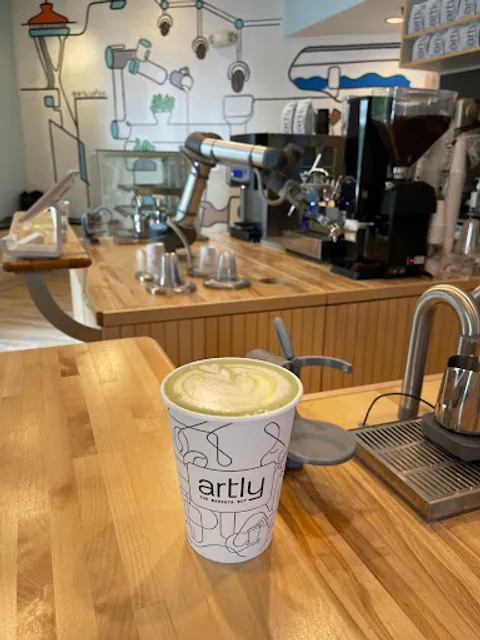 Artly Robot Coffee @ Hill7 - Seattle's Robot Cafe