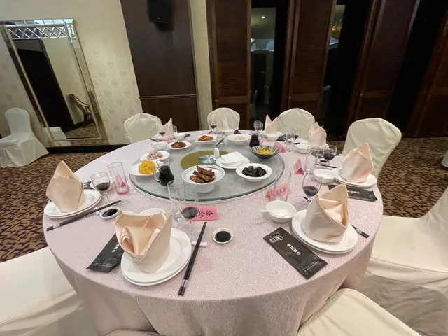 Lao Shanghai 8 Restaurant