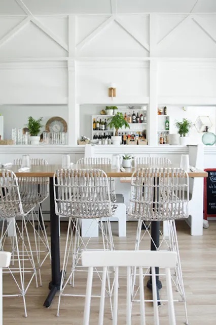 The Beach Pea Kitchen & Bar