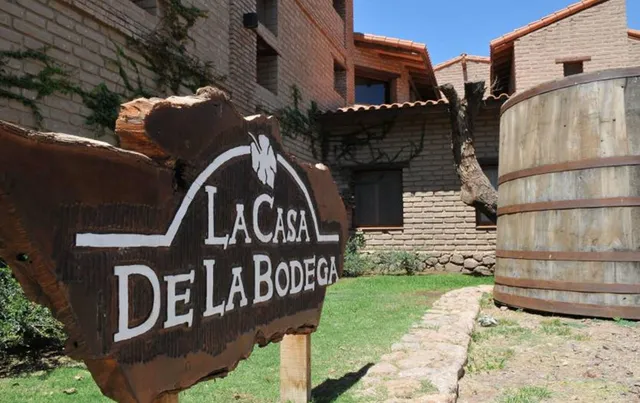La Casa De La Bodega
