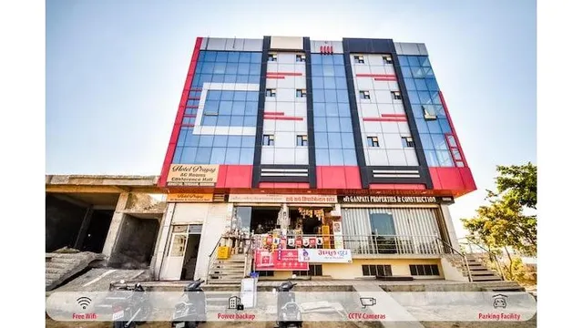 OYO 66209 Hotel Prayag