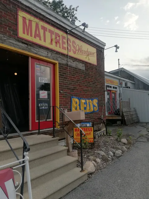 Mattress Warehouse of De Kalb