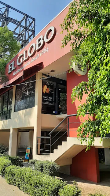 The Globe Xotepingo