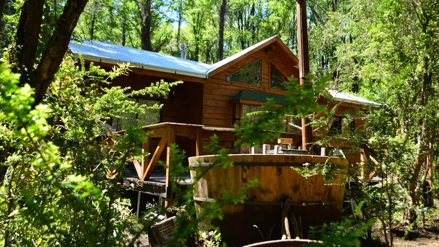 Tierra Escondida Cabañas Pucon y Tinajas