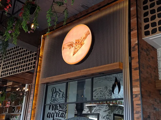 República 33 La cima