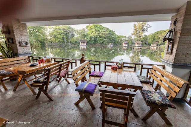 Grandma Thong's Kitchen - "Khrua Yai Thong" - Northern Thai Food & International Food