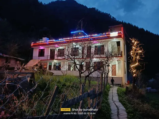 kasol view Homestay & Cafe