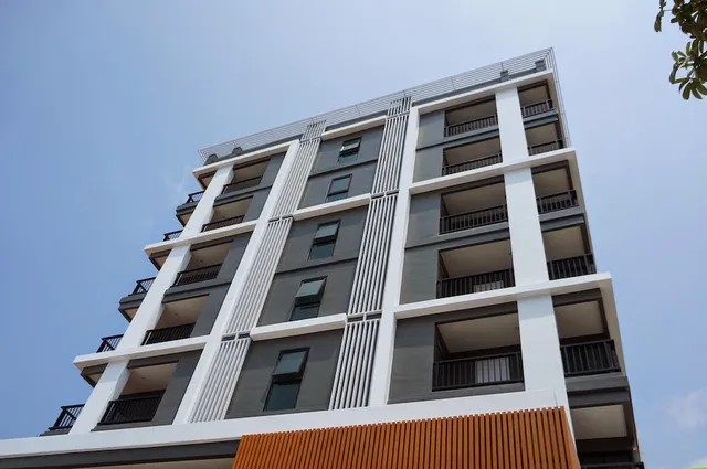 อิน โคลเวอร์ บางแสน