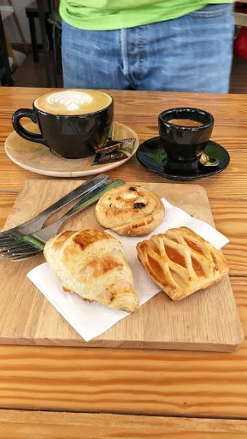 Hi Cup coffee (ร้านเบเกอรี่ aimebakes)