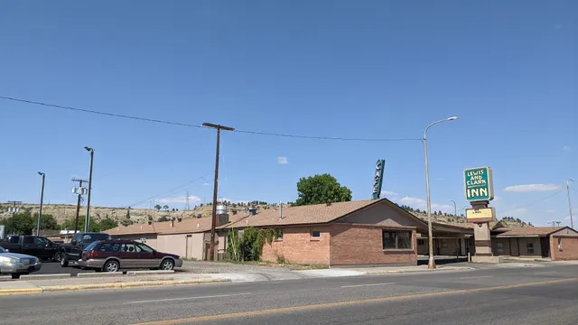 Lewis & Clark Inn