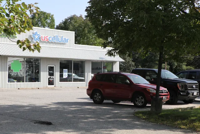 Authorized Retailer UScellular & T-Mobile