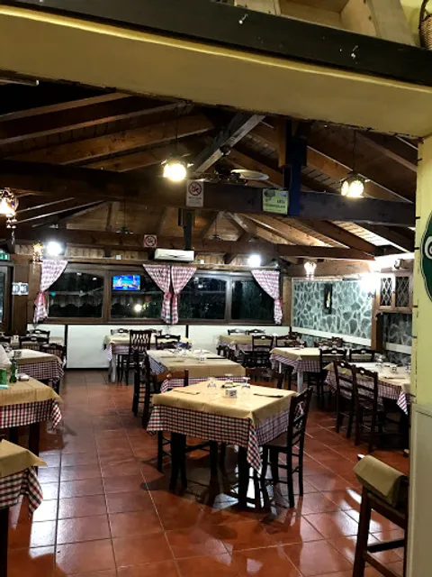 Ristorante pizzeria Charly 2