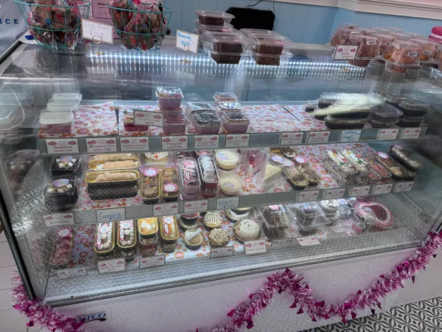 Love To Sprinkle Bakery