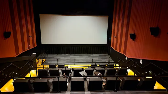 Apple Cinemas Westbrook