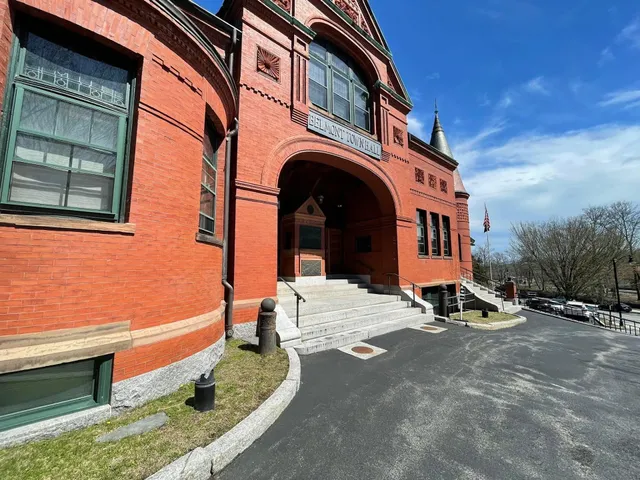 Belmont Town Hall