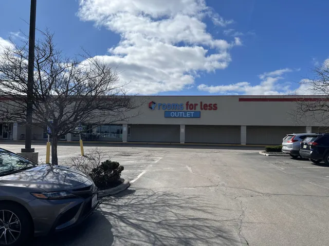 Rooms for Less Outlet