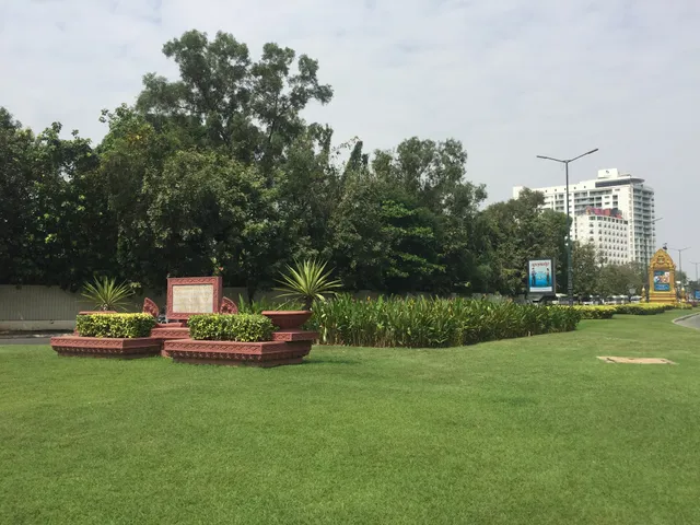 Statue of Samdech Choun Nath