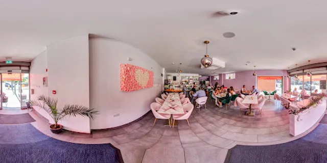 Pink Café