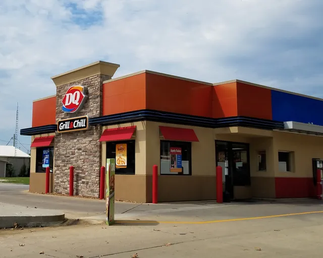 Dairy Queen Grill & Chill - Best Restaurant on South Broadway, Salem, IL, United States (Best Blizzard® Treats, fast food)