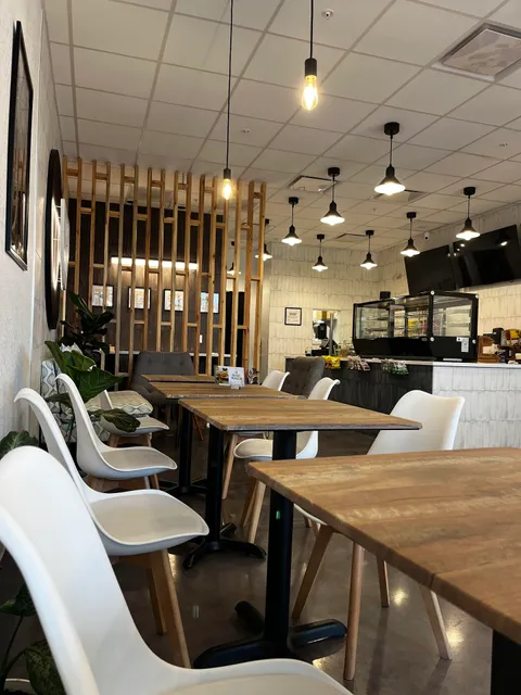 Suga Suga Naples Cafe