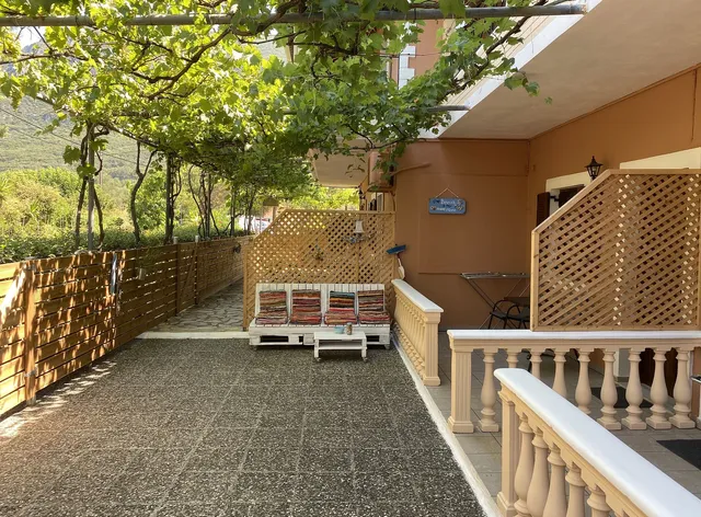 christinas apartments