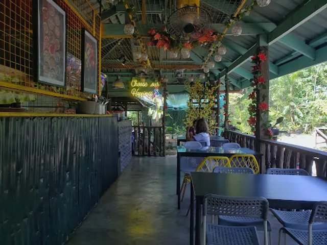 Cheese and Stalk Pizza Restaurant